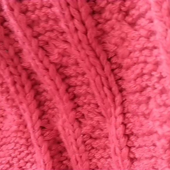 Serra Ladies Cable Knit Infinity Scarf Red - Picture 5 of 7